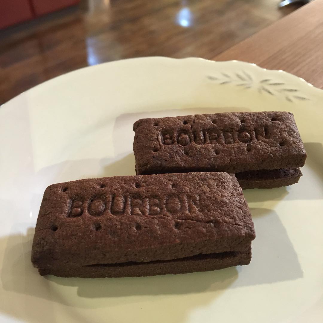 #イギリス#イギリス菓子#ブルボンビスケット#美容室サービス#クリームサンド#エイジングケア#trinity#お菓子#宇都宮#宇都宮美容室#ケーキ#スイーツ